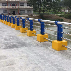 高品質欄桿