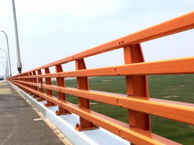 橋梁防撞護欄 橙色