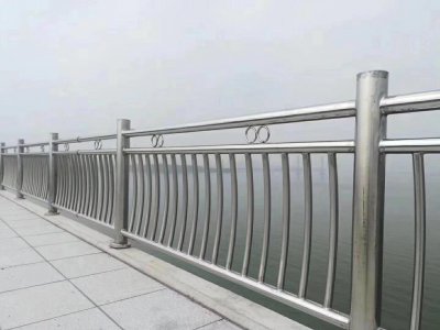 鏡光不銹鋼護欄